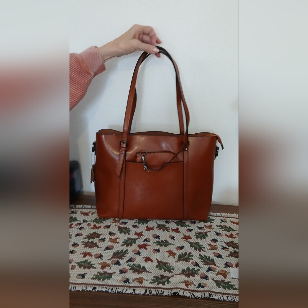 Elegant Brown Leather Tote Bag